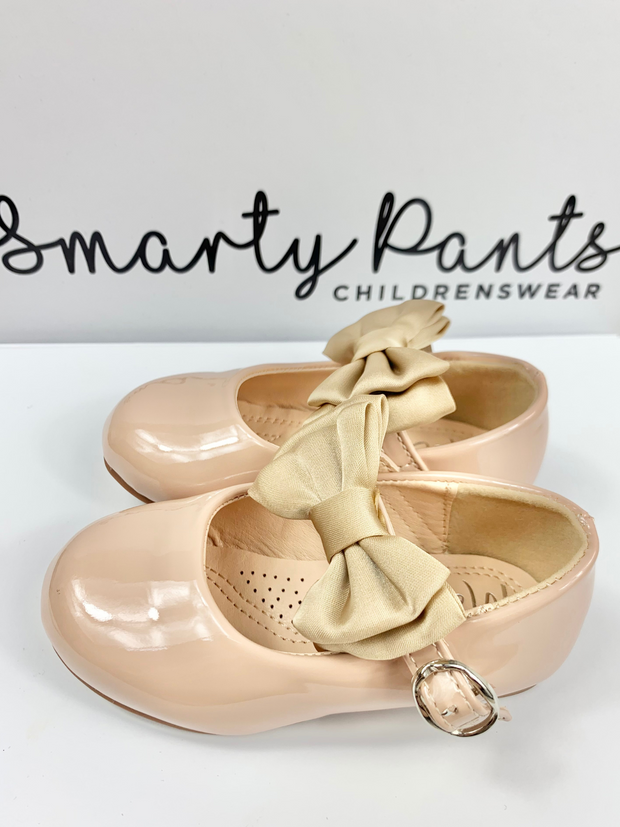 Girls Camel 'Madeline' Bow Shoes