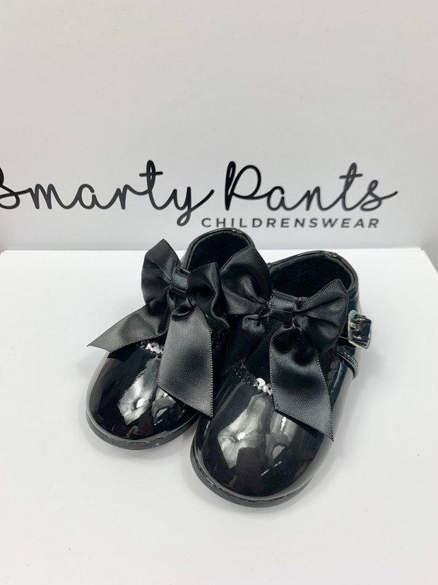 Girls 'Kylie' Black Bow Shoes