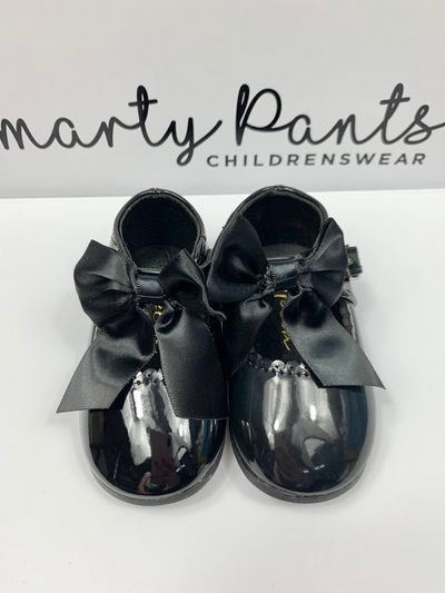 Girls 'Kylie' Black Bow Shoes