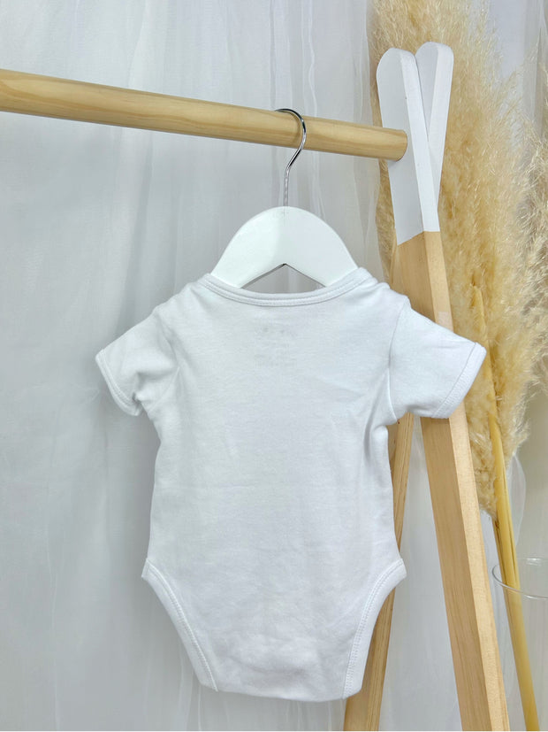 White Unisex Little Bees Babygrow 5 Piece Set