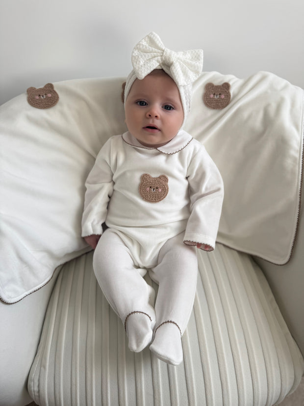 Deolinda Unisex White Bear  Babygrow (0M-9M)