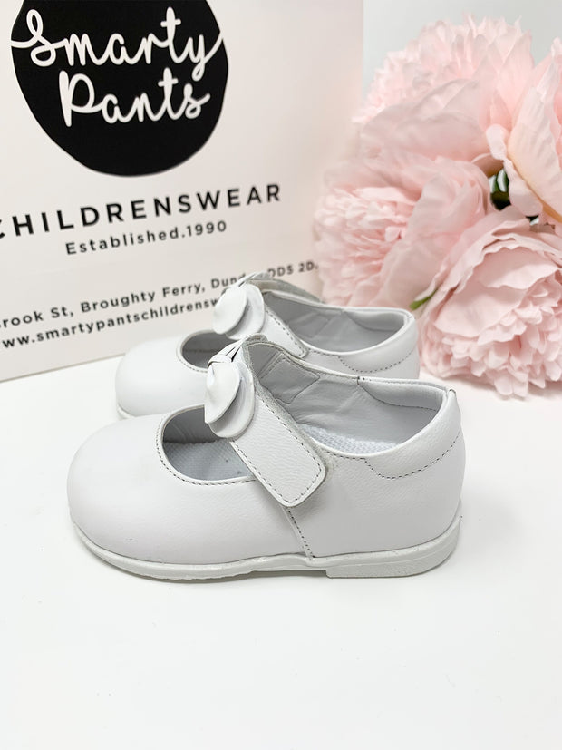White Perla Shoe